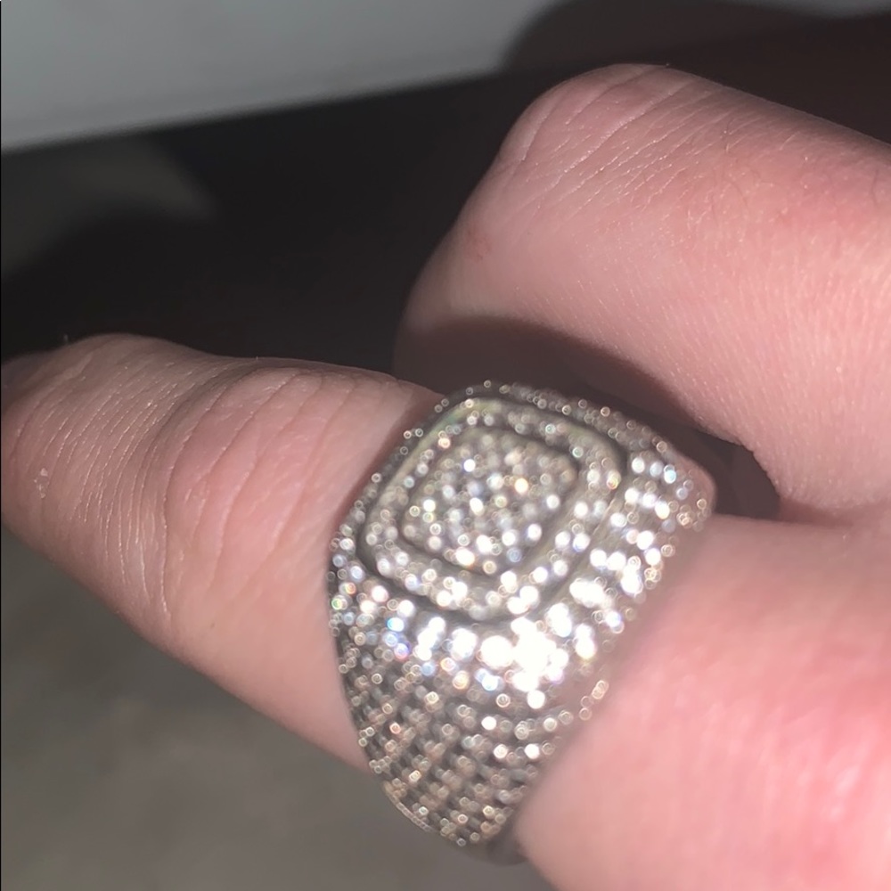 Diamond ring - Picture 3 of 3